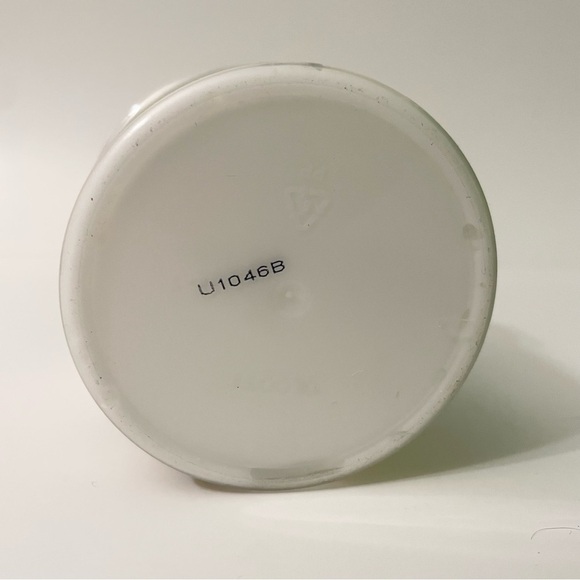 NatureWell Extra Virgin Coconut MCT Moisturizing Cream  284g - Picture 10 of 10